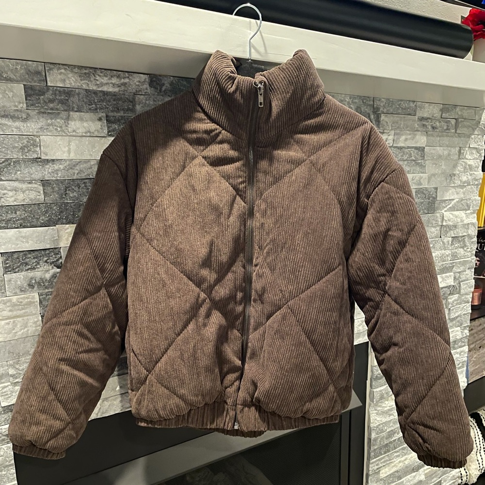 Brown Ribbed Puffer Jacket
